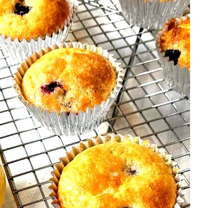 Lemon-Glazed Blueberry Cupcakes